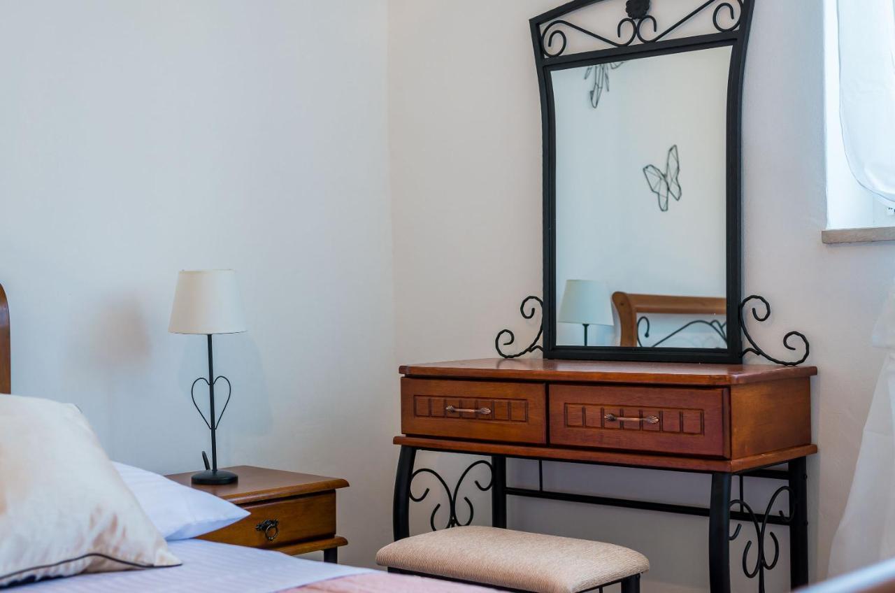 Maha Place Apartment *